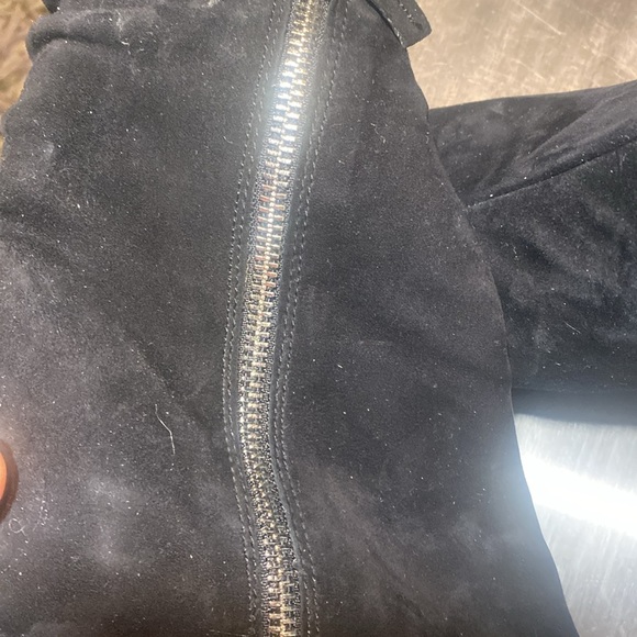 NWOT BLACK SUEDE BELLA VITA DANIELLE BOOTIES - Picture 15 of 16